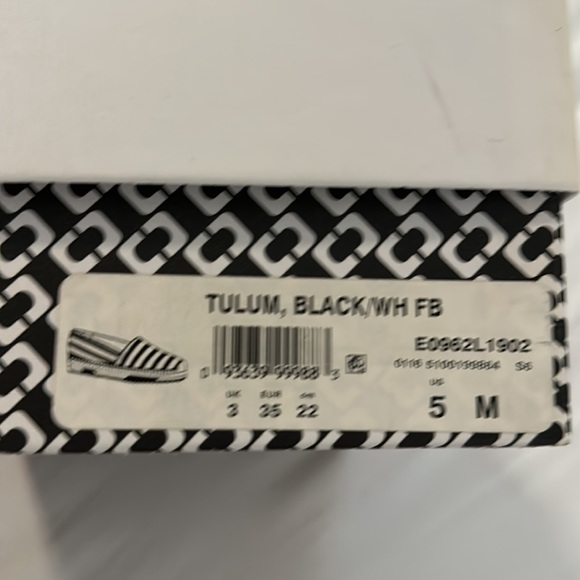 Diane Von Furstenberg
Espadrilles - Picture 4 of 4